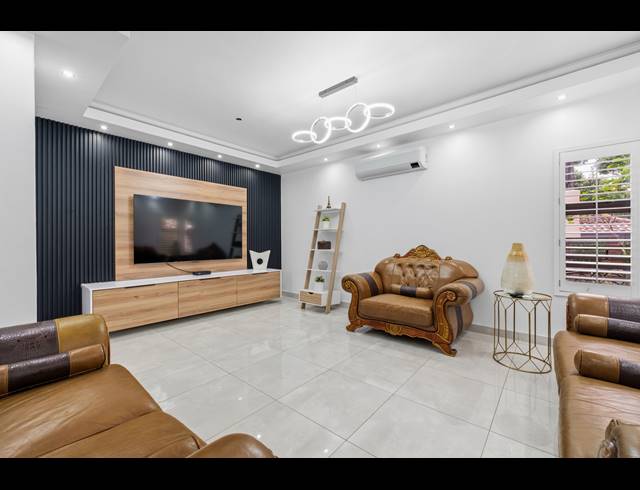 4 BEDROOM DUPLEX FOR SALE IN HILLTOP PRIVATE ESTATE
